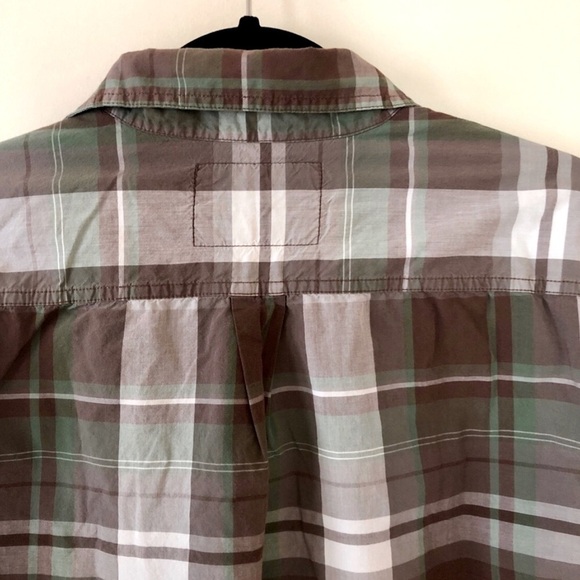 The North Face. Button Down Long Sleeve Shirt. Brown and Green Plaid. Large - Picture 4 of 9